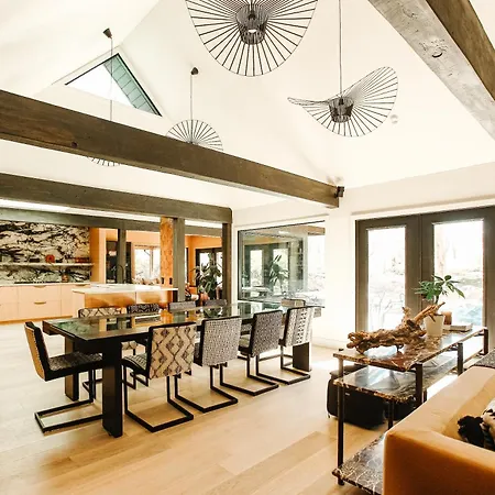 Stunning Villa In Princeton, Nj
